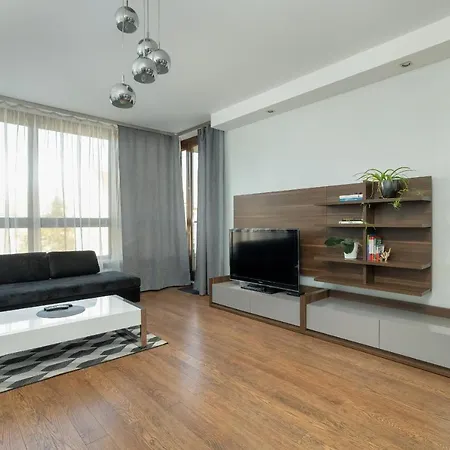 شقة 60 M2 With Free Garage Near To The Centre By Renters بوزنان
